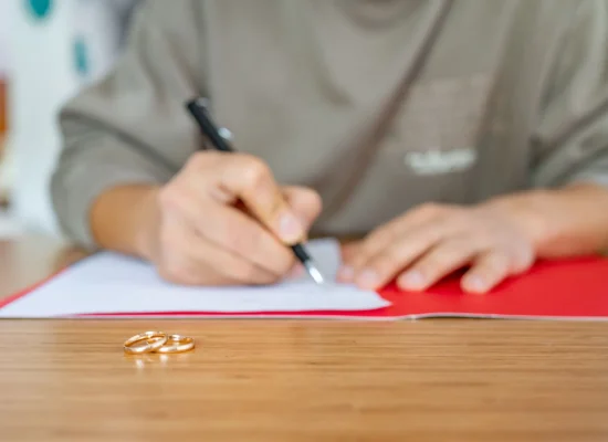 Signing for divorce